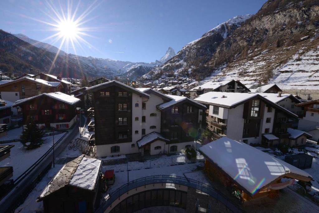 Alpenhotel Fleurs De Zermatt Værelse billede